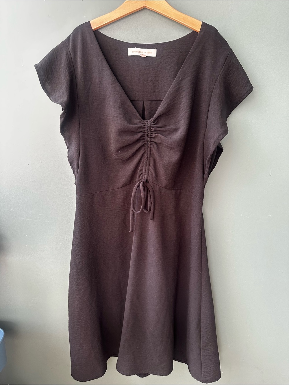 Women's Black Ruched V-Neck Tie Front Tunic Dress